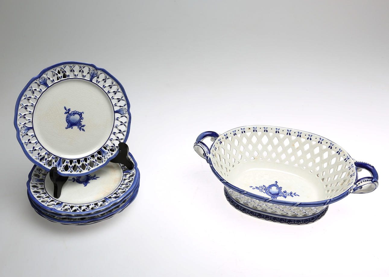 GALLERSKÅL SAMT ASSIETTER, 7 delar, flintgods, Rörstrand.