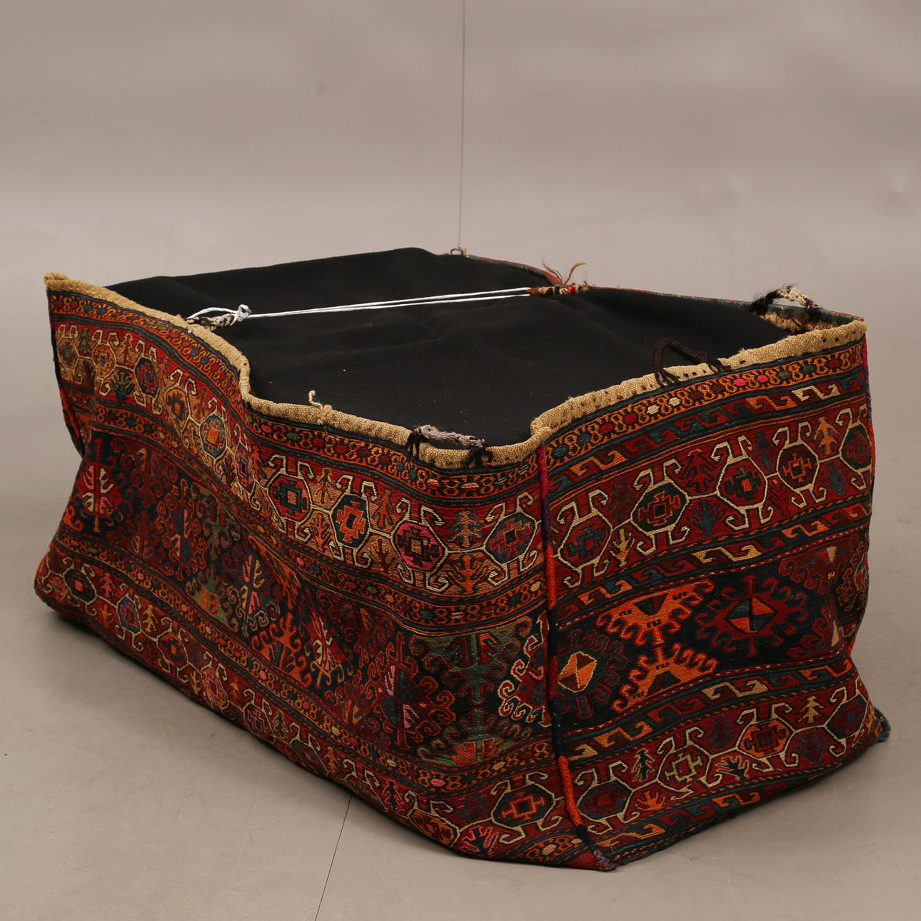 KAMELTASCHE/WIEGE, Chazevan, Mafrach, antik.