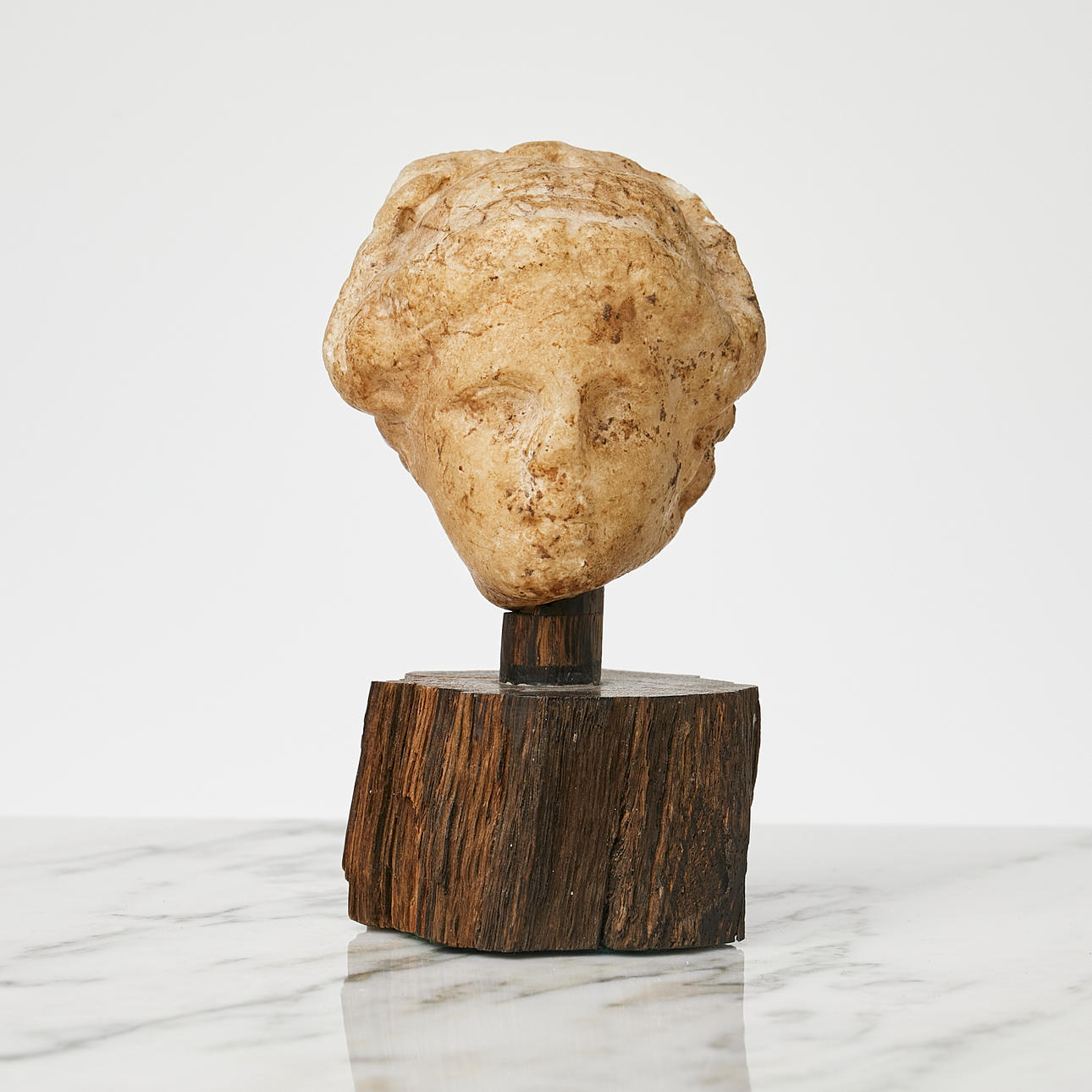 MARMORHUVUD, romerskt, ca 0-300 e Kr.