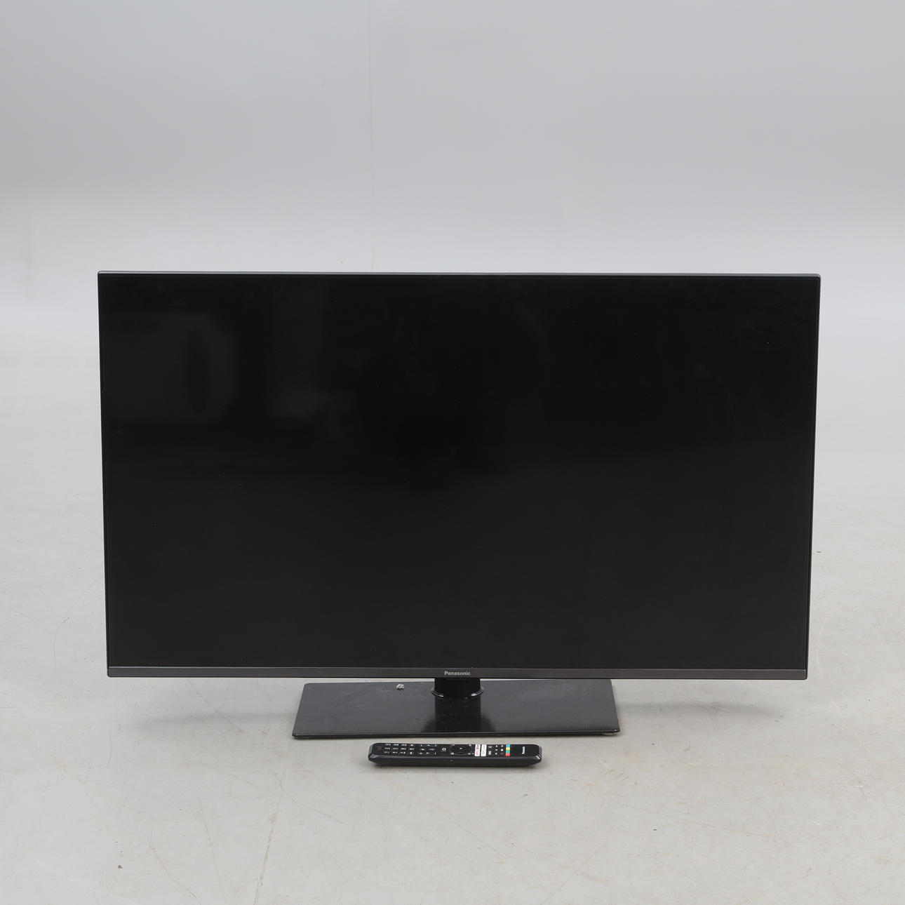 Smart TV, 43 tommer, TX-43HX702E Panasonic.