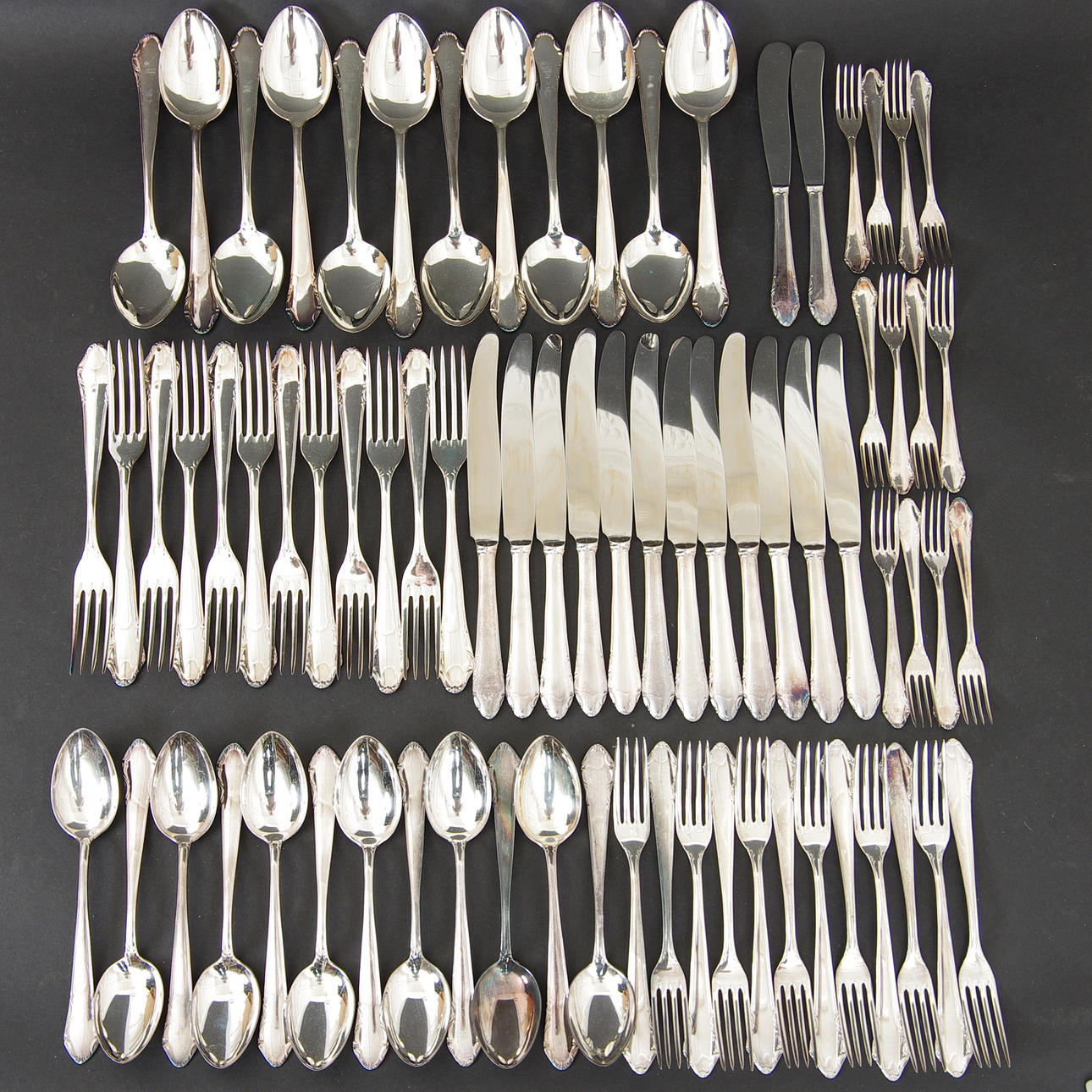 BESTICKUPPSÄTTNING, "Leckö", nysilver.