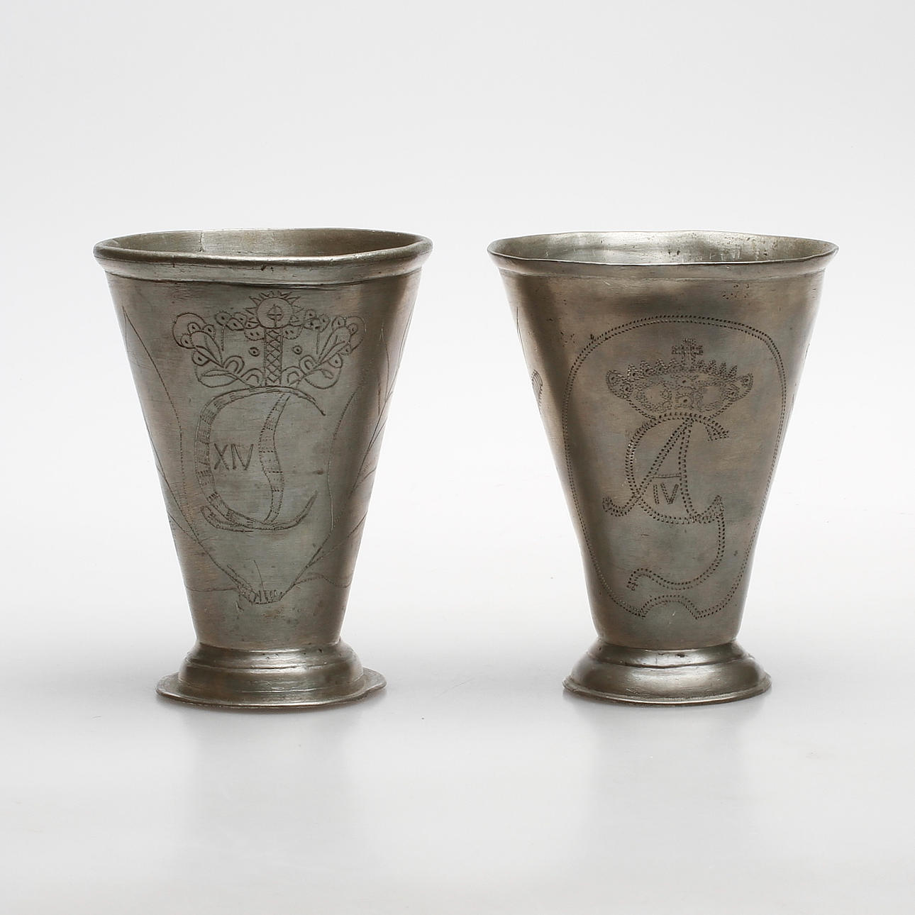 POKALER, 2 st, tenn, 1800-tal, bl.a. Nicklas Anström (1817-1844) Växjö.