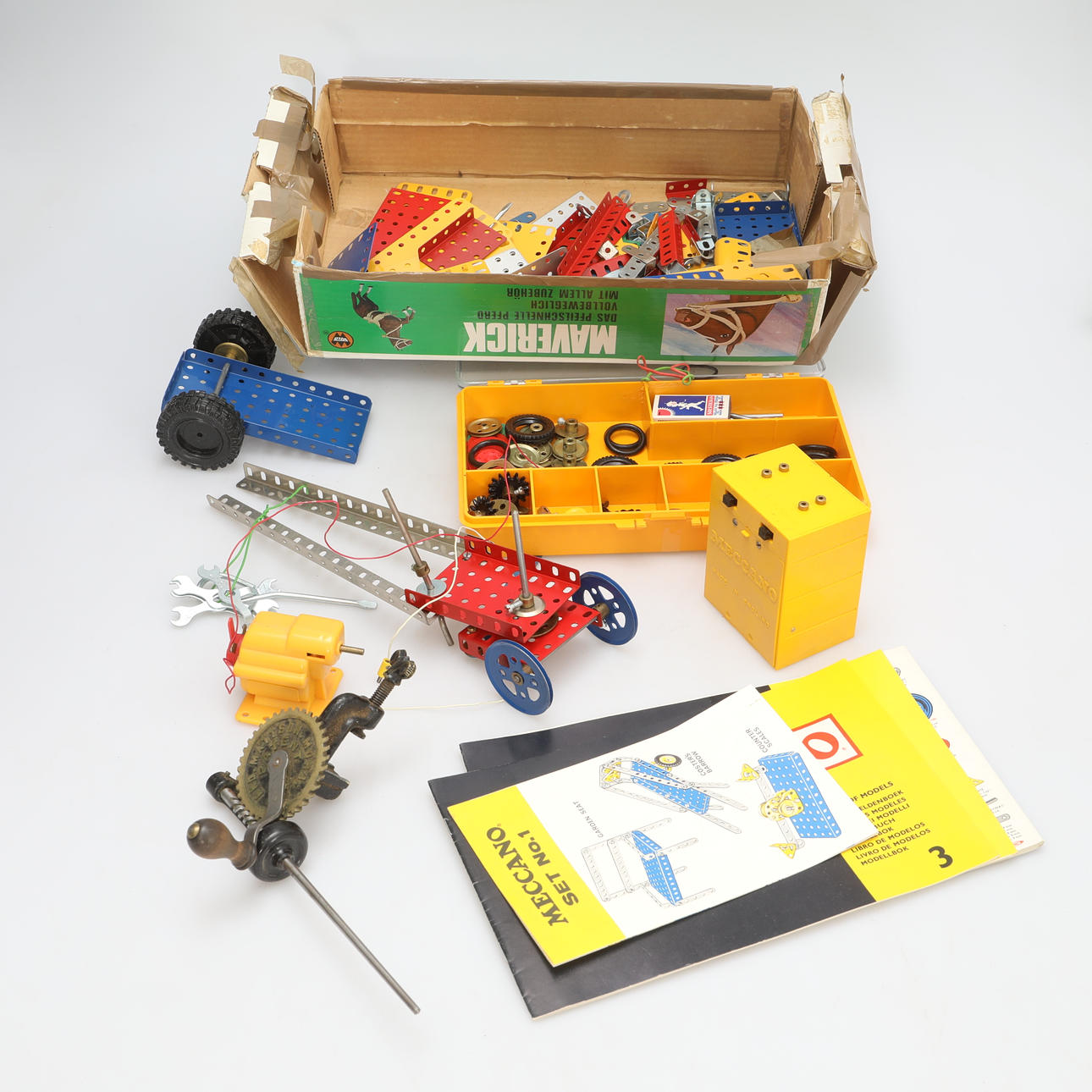 CONSTRUCTION KIT PARTS, Meccano, lot.