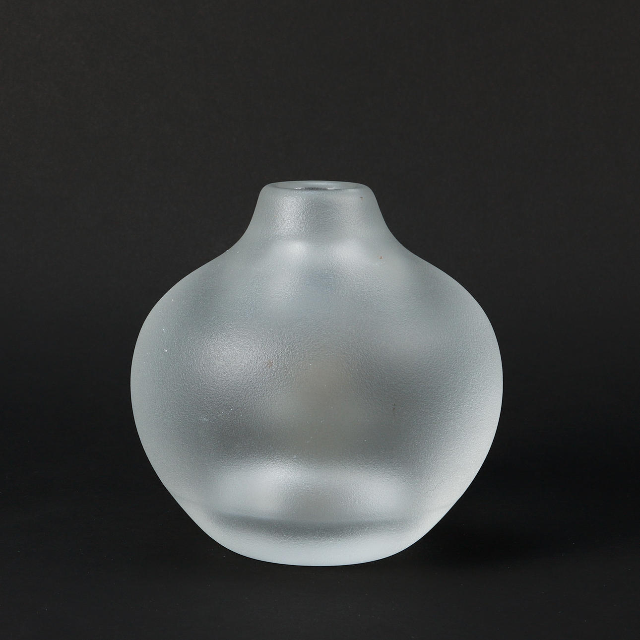 GÖRAN WÄRFF. Vas, Artist collection, Kosta.