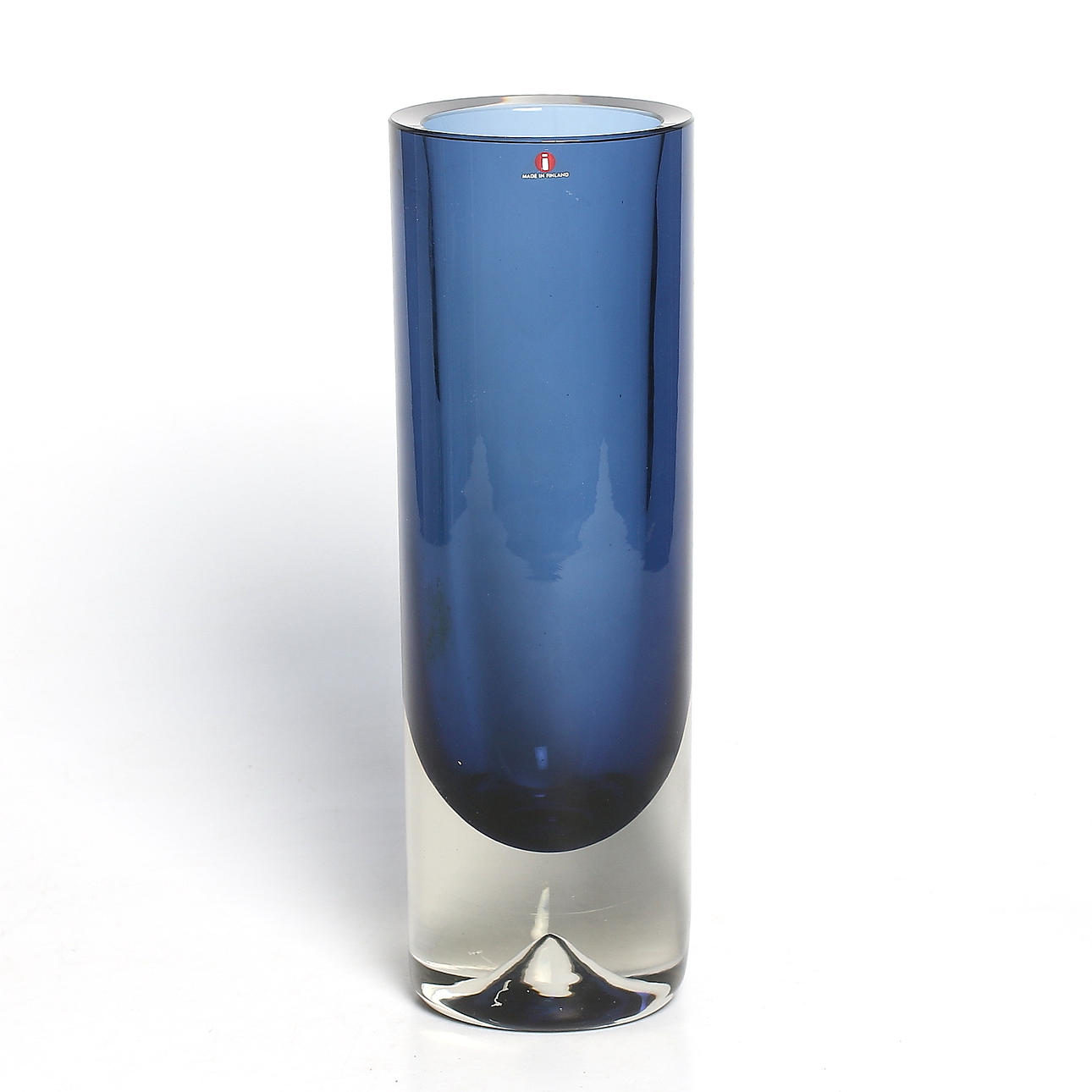 VAS, glas, Erkki Vesanto, Iittala, signerad. 1900-tal.