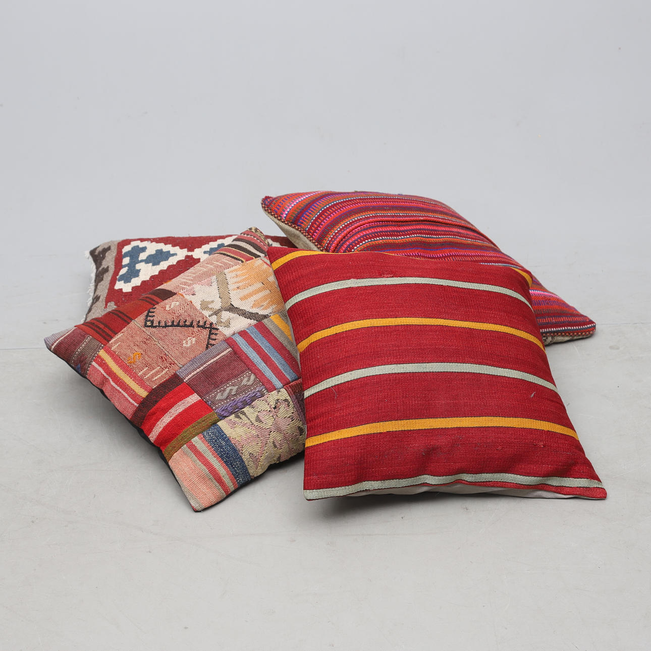 KUDDAR, 4 st, orientaliska, 1900-tal.