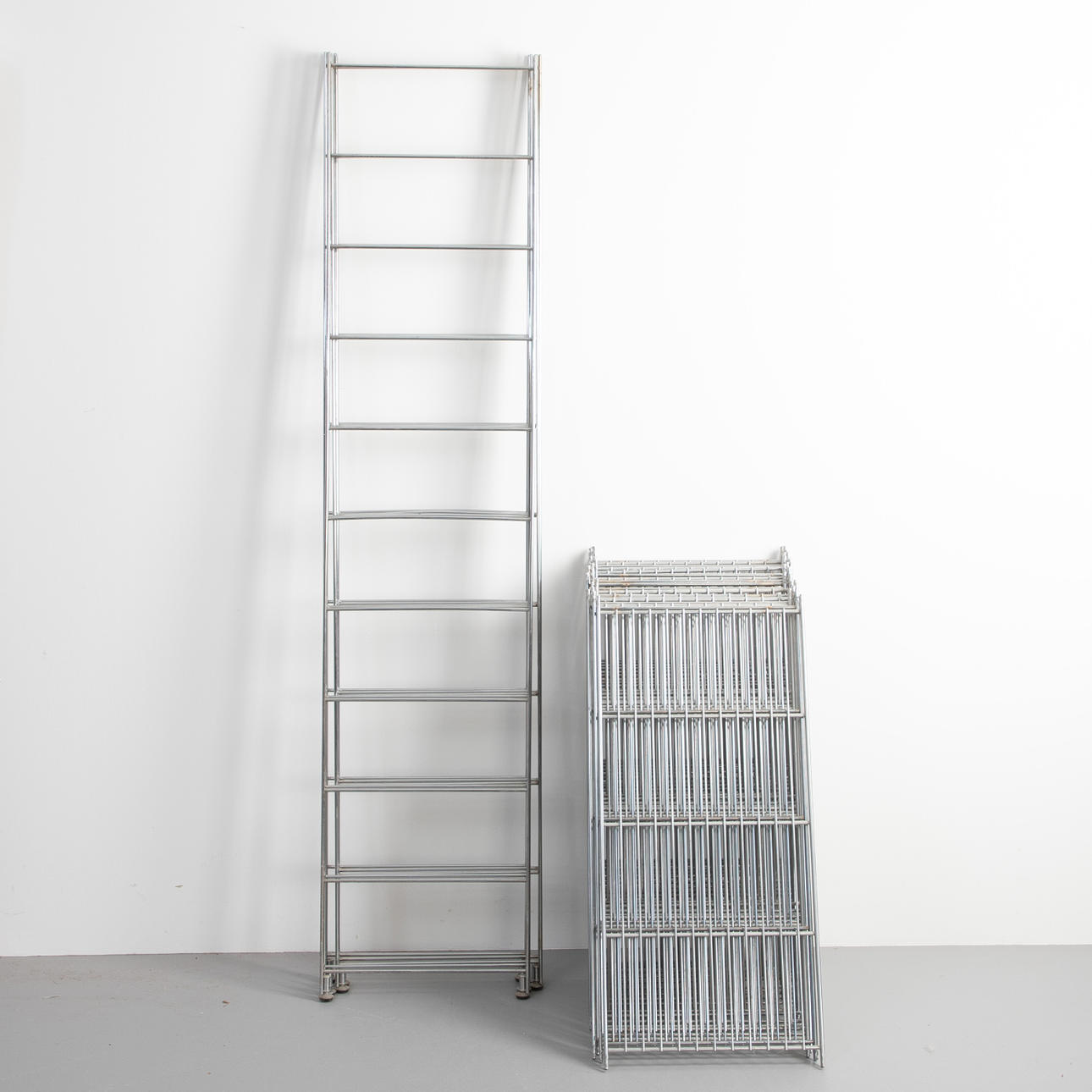 Drahtregal / Regalsystem, verchromt. 23-tlg.