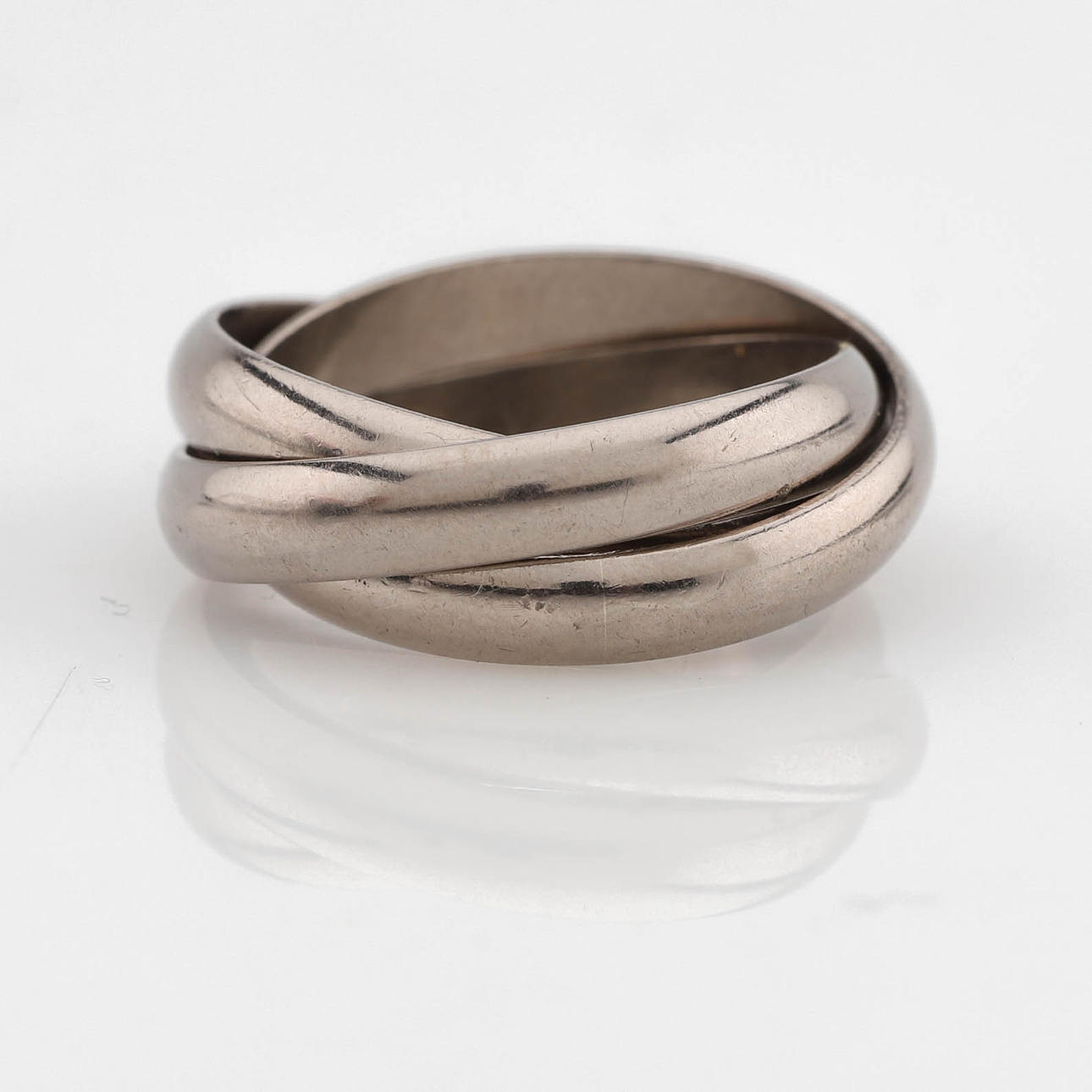 CARTIER, "Trinity" RING, tre i en, 18K vitguld.