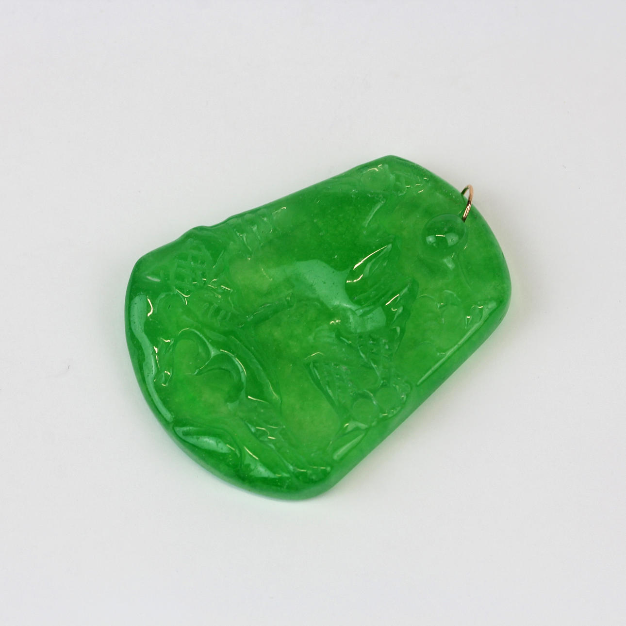 KINESISK GRØN JADE OG GULD RING.