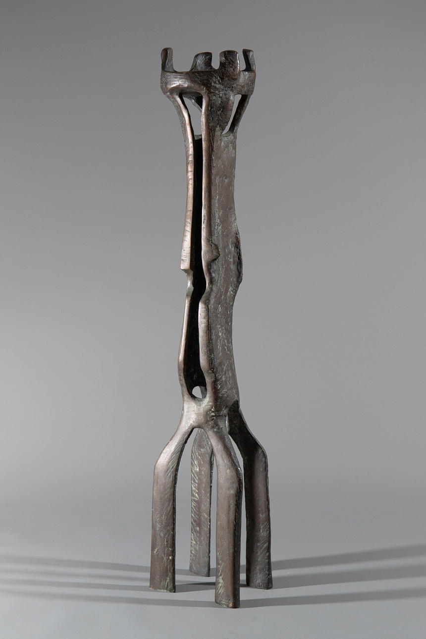 STRASSACKER KUNSTGUSS SÜSSEN. Stele (187-13).