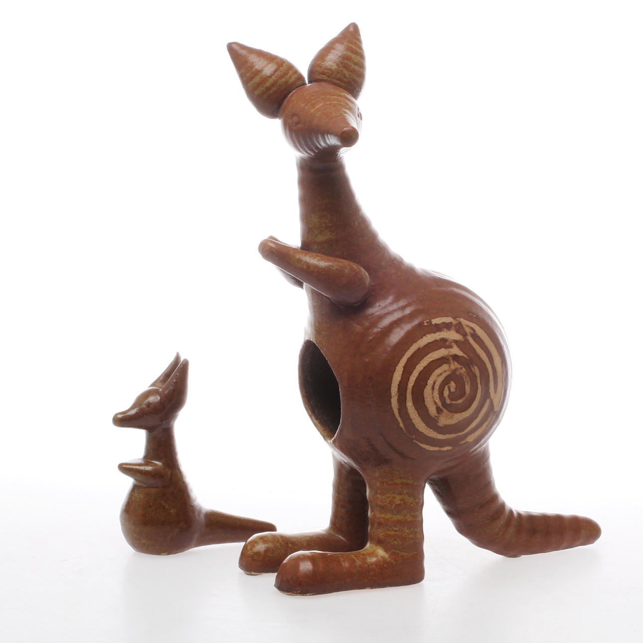 FIGURIN, keramik, Känguru med unge ur "Stora Zoo", Lisa Larson för Gustavsberg.