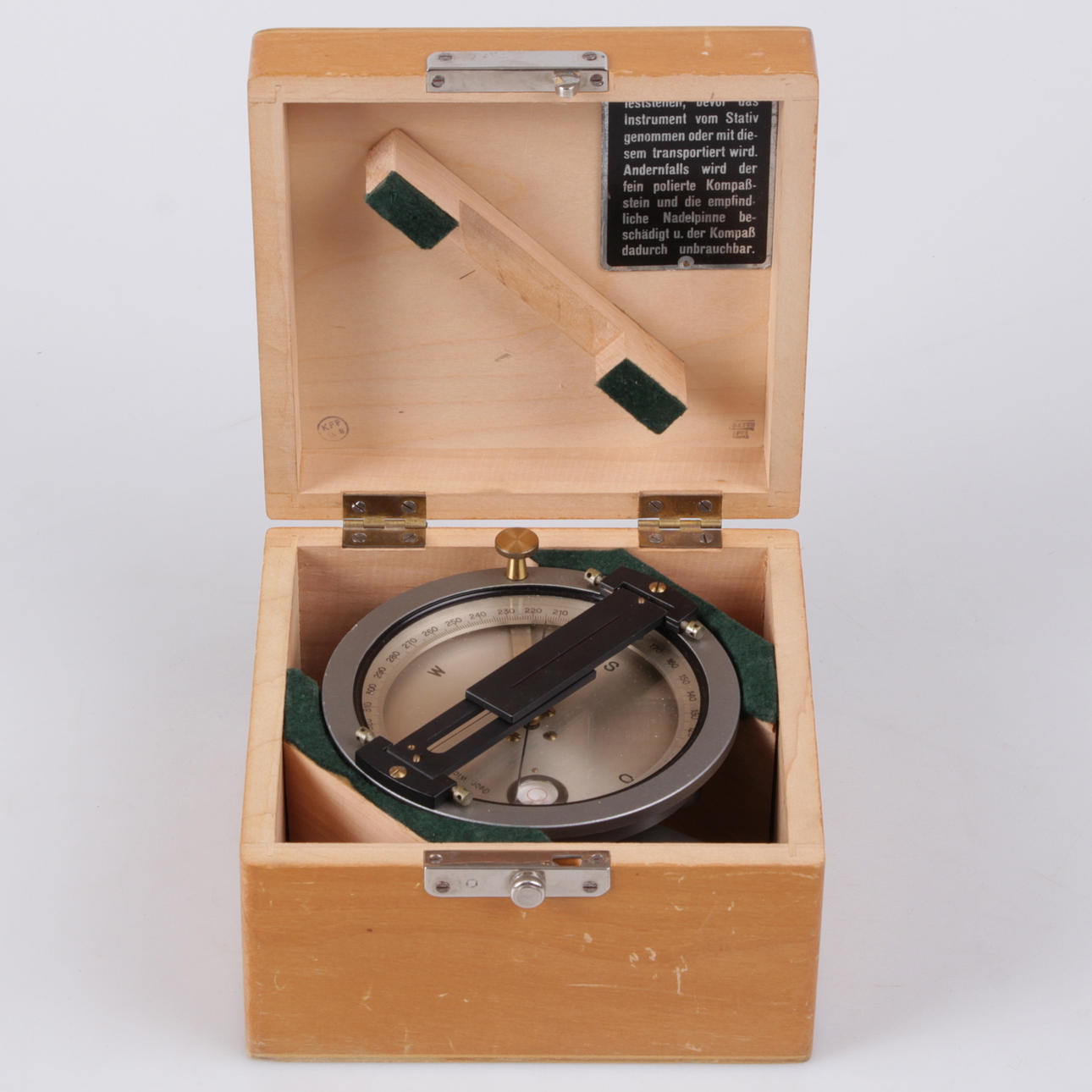 KOMPASS, med magnetisk nål, Gebr. Wichmann, 1930-tal.