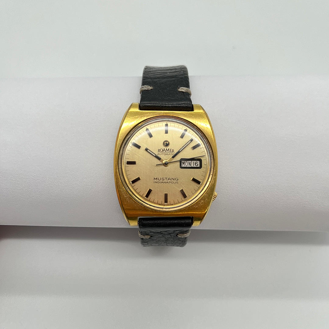 ROAMER OF SWITZERLAND MUSTANG INDIANAPOLIS WITH DATE + TAG