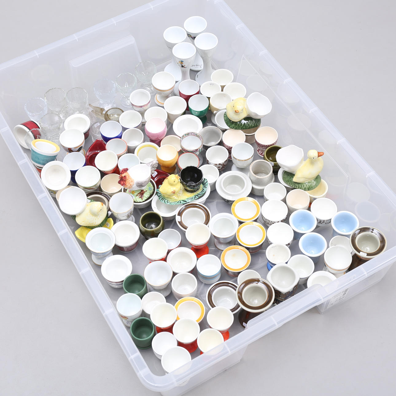 ÄGGKOPPAR, ca 100 st, porslin/glas.