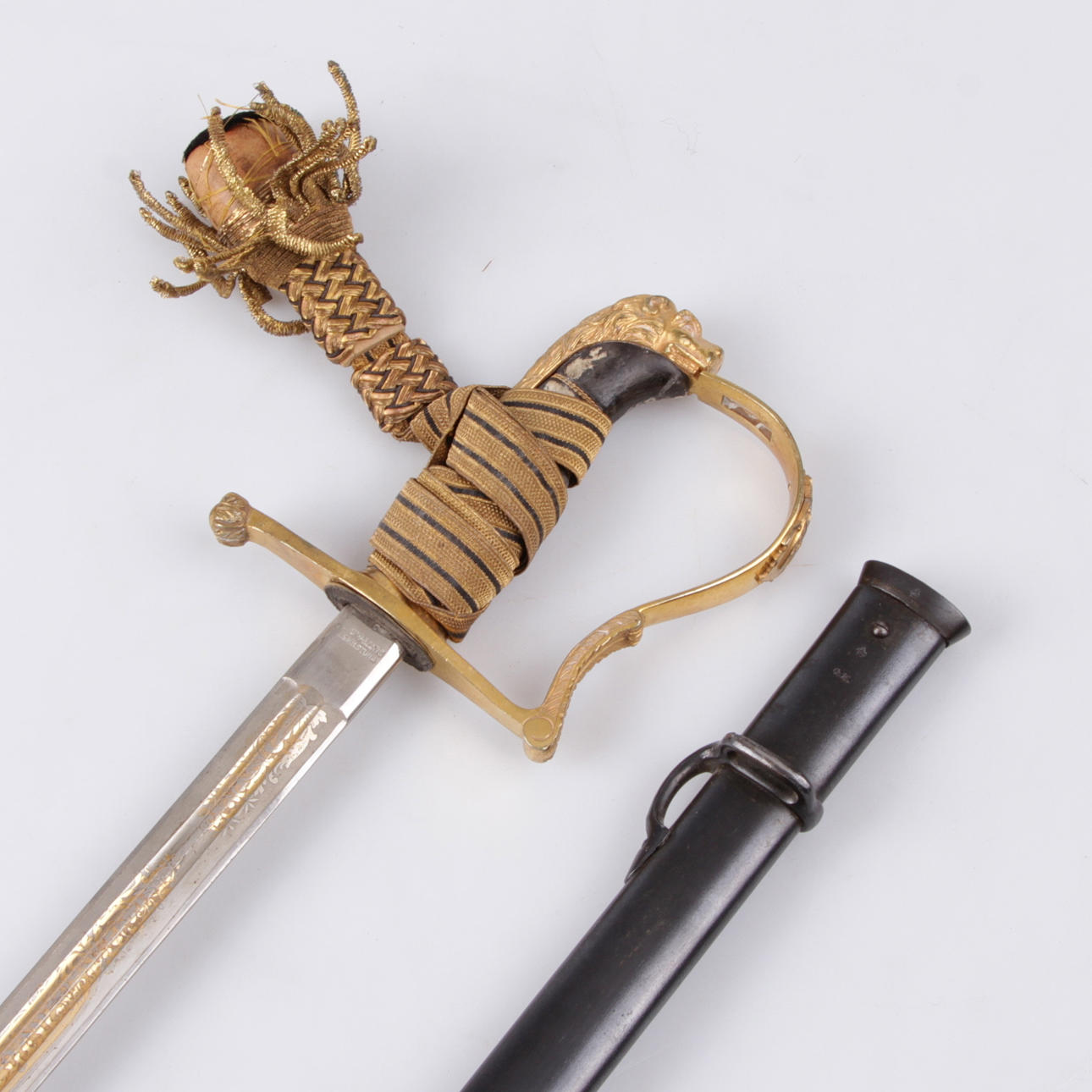 VÄRJA med balja, metall, märkt E.Svalling Eskilstuna.