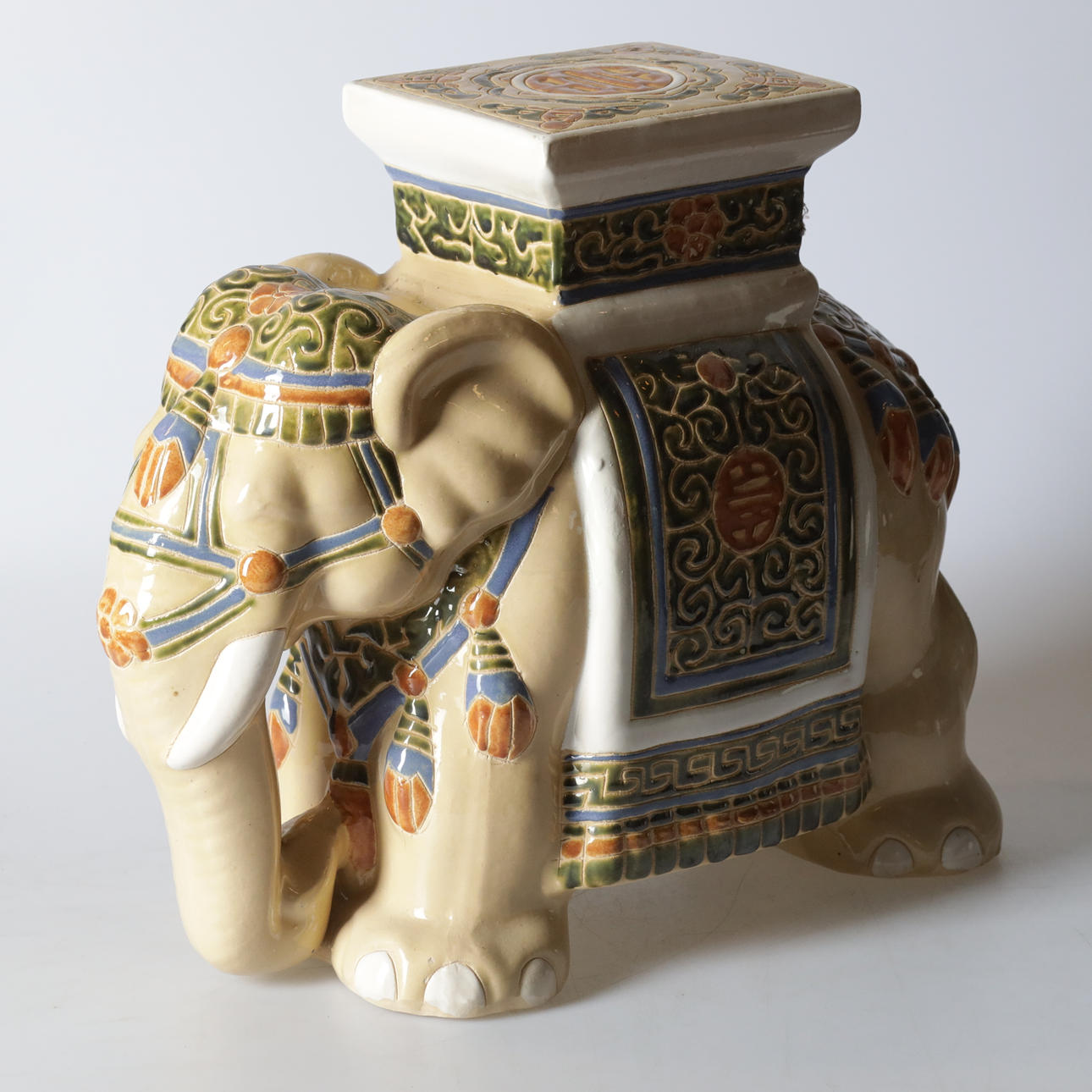 PIEDESTAL, keramik, elefant, 1900-tal.