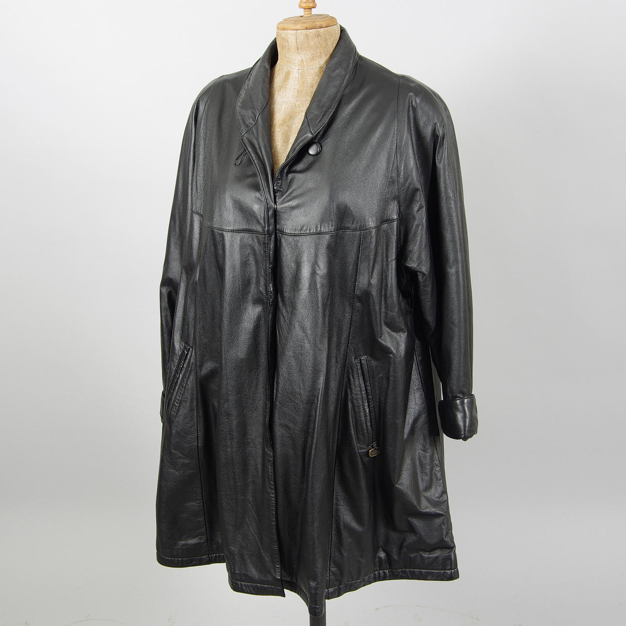 JACKA, svart skinn, Wild Cats.