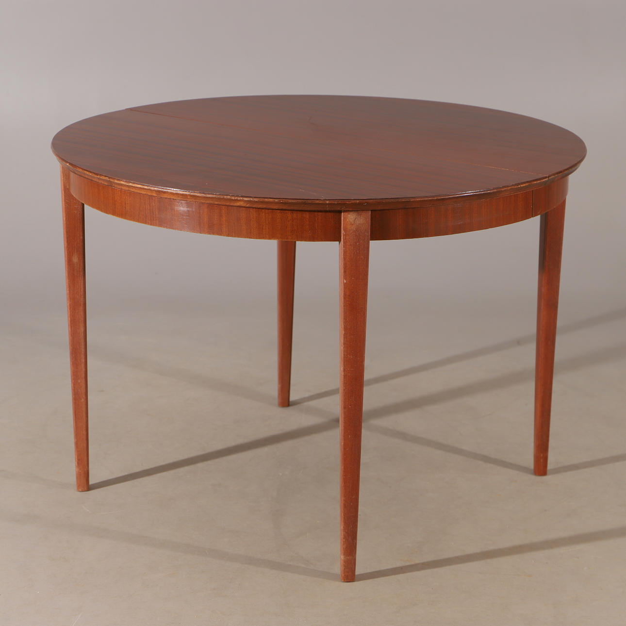 MATBORD, mahogny/bok, 1960-tal.