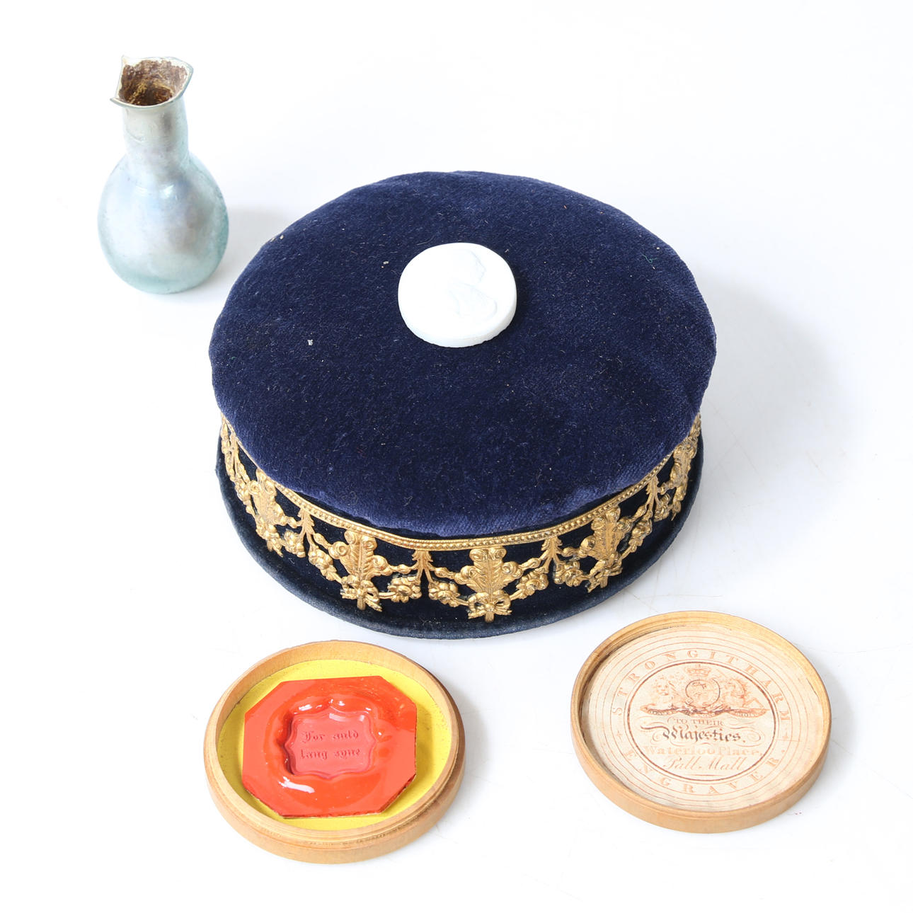 ANTIIKKIESINEET (4).