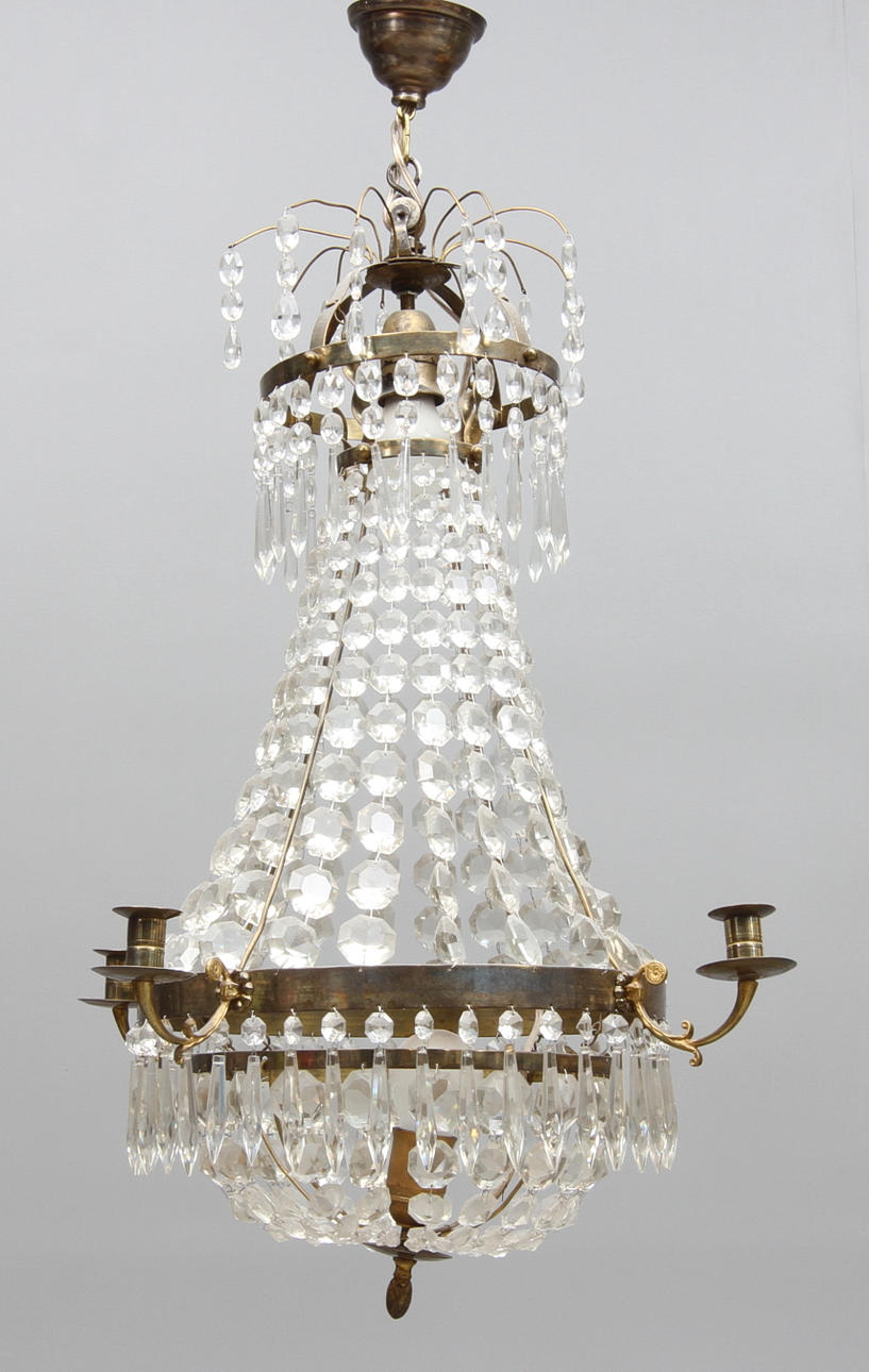 LJUSKRONA, empirestil, omkring 1900.