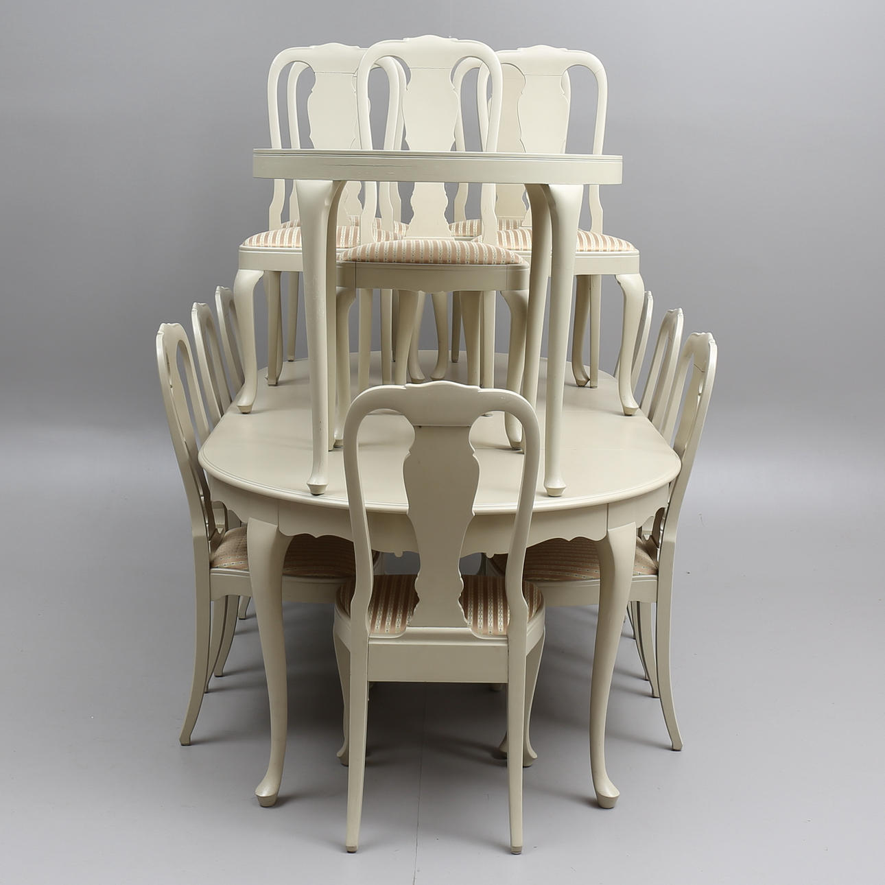 MATSALSMÖBEL, 14 delar, bondrokokostil, 1900-tal.