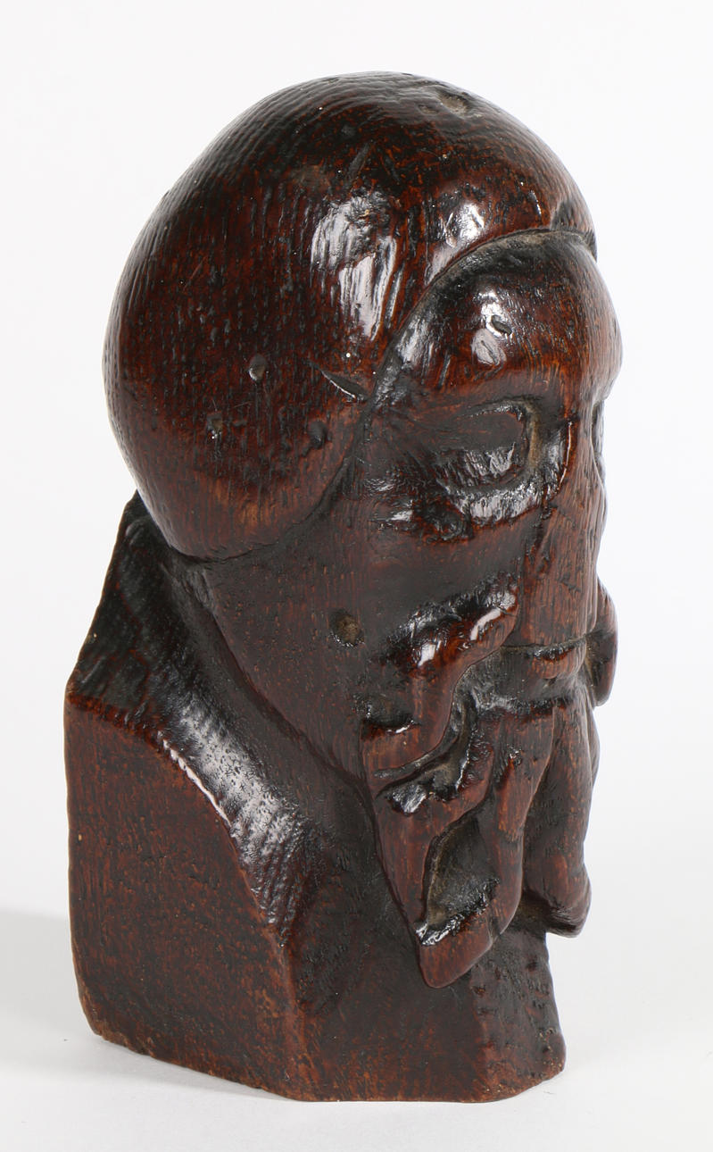A SMALL 14TH/15TH CENTURY CARVED OAK MALE BUST, ENGLISH, CIRCA 1350 ...