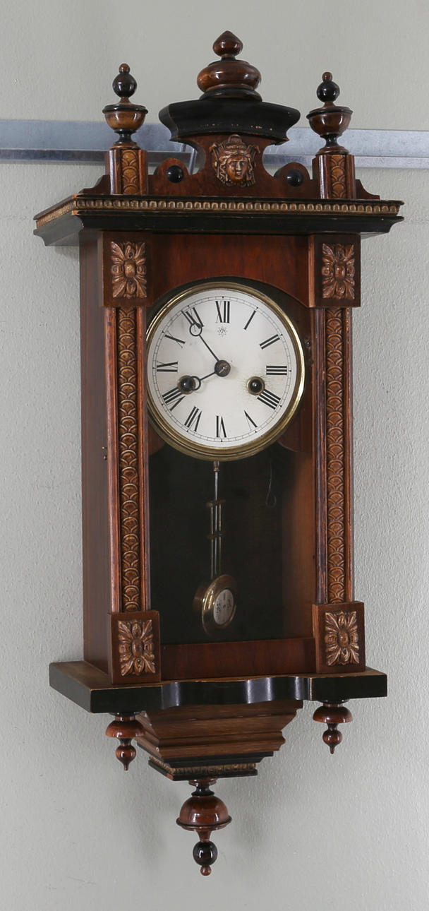 VÄGGUR, Junghans, 1900-tal.