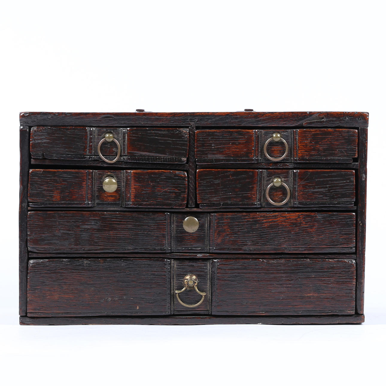 AN UNUSUAL SMALL BOARDED OAK TABLETOP CHEST OF DRAWERS, ENGLISH, CIRCA
