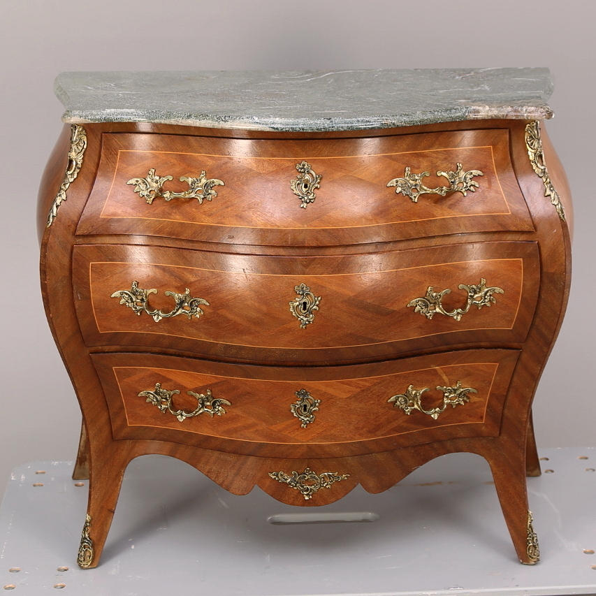 BYRÅ, med stenskiva, rokokostil, 1900-tal.