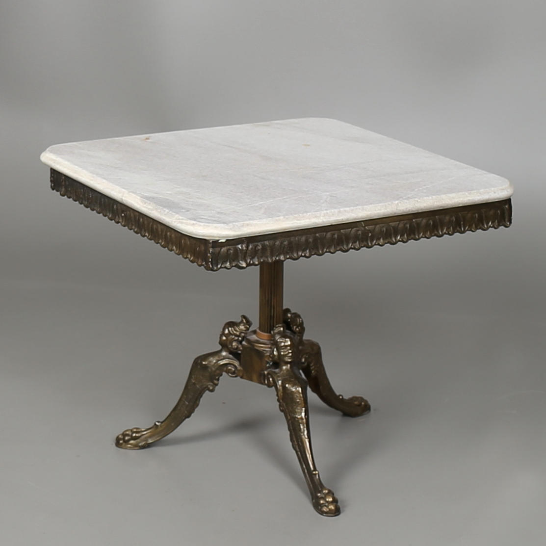 SOFFBORD med marmorskiva, 1900-tal.