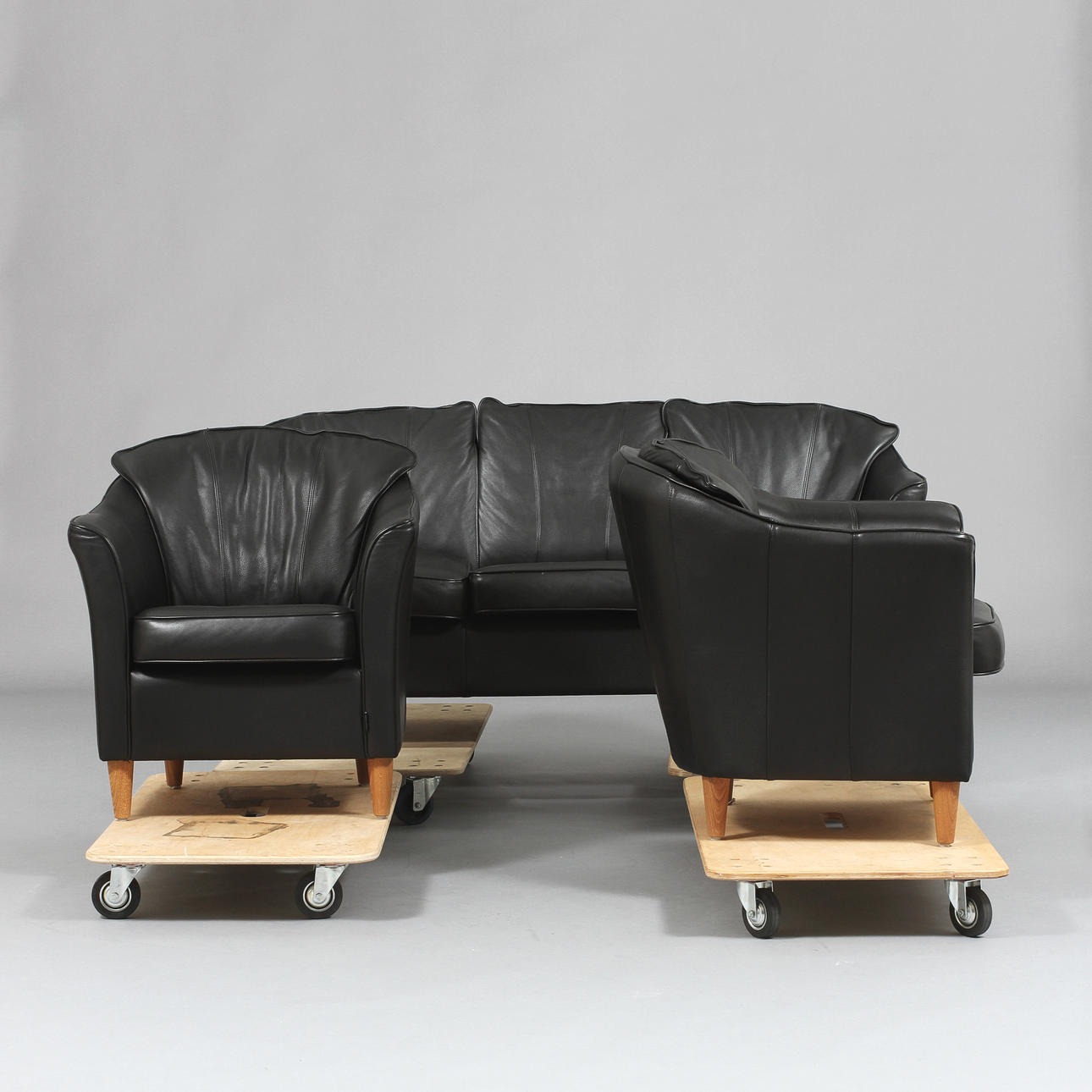 SITTGRUPP, 3 delar, "Fame", Möbeldesign.