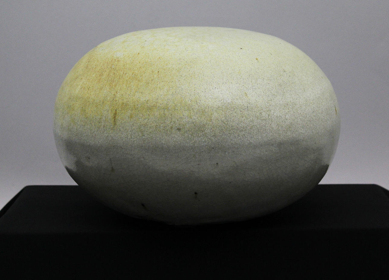 ULLA & GUSTAF KRAITZ. Skulptur. Stengods. Signerad Kraitz och daterad 1978.