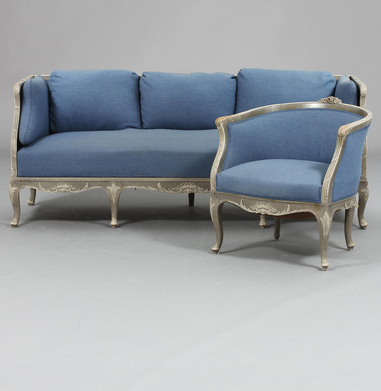 SOFFA samt FÅTÖLJ, rokoko stil, 1900-tal.