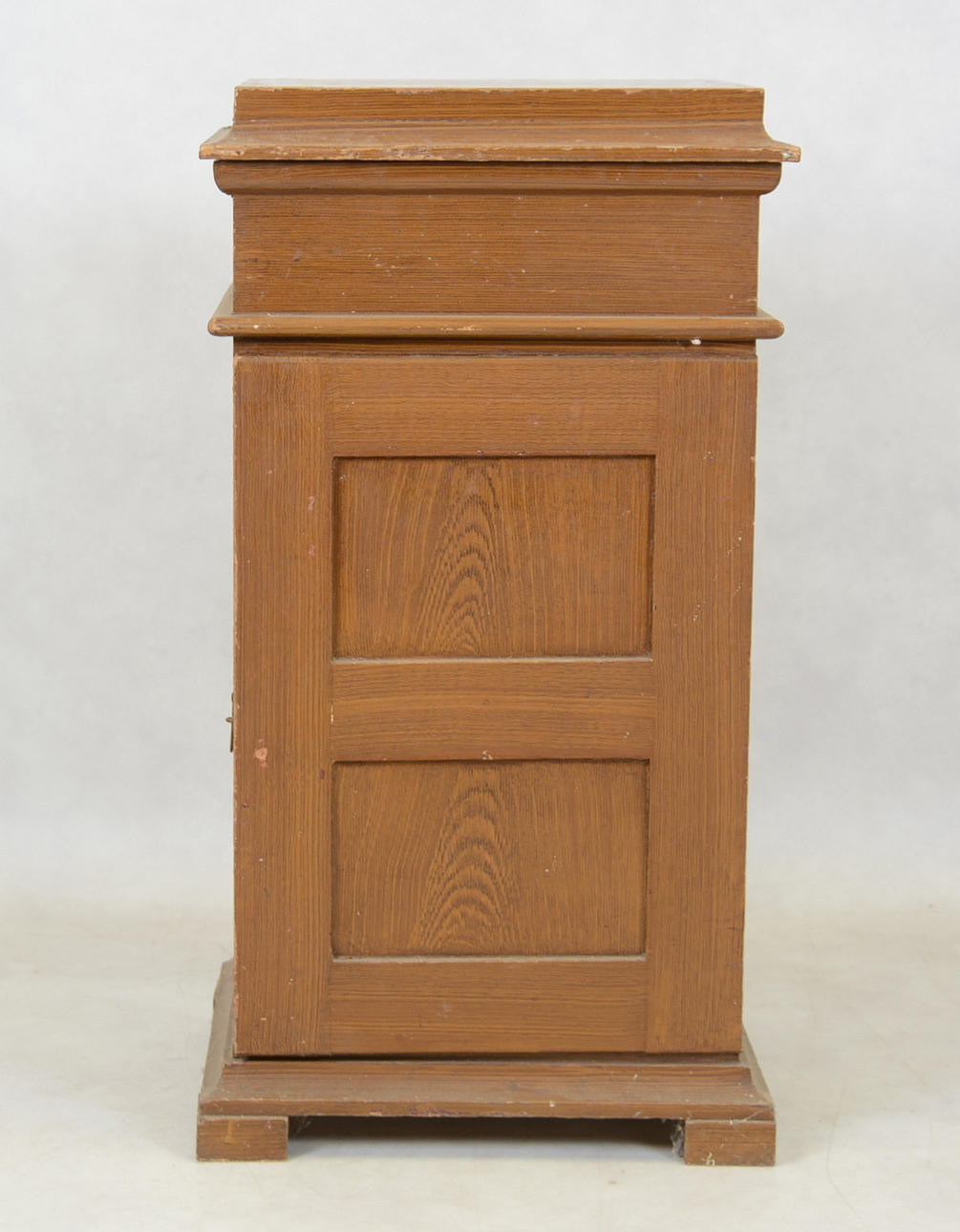 POTTSKÅP, 1900- talets första hälft.