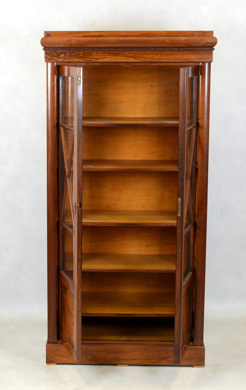 ÖVERDEL TILL BOKSKÅP.