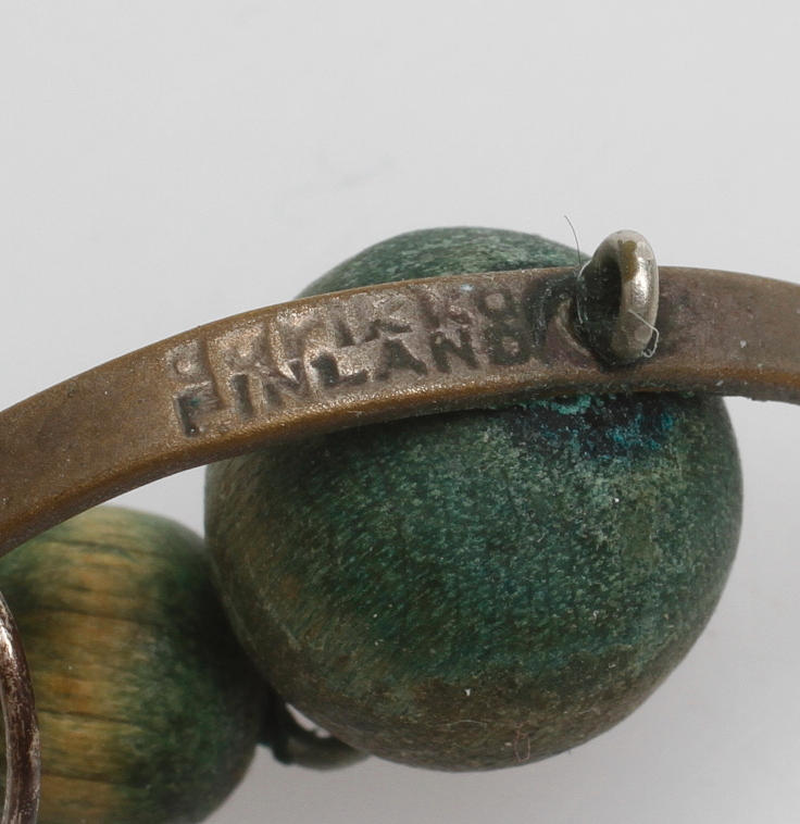 BIJOUTERIER, bl.a. silver. 1900-tal.