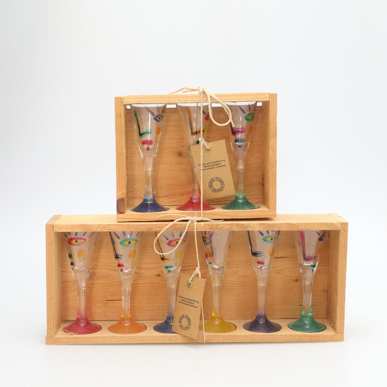 SNAPSGLAS, nio stycken, design Tommy Persson.