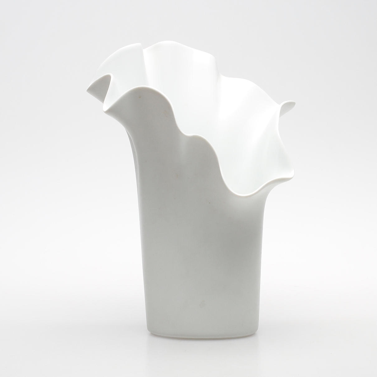 VAS, porslin, Claus Josef Riedel, Rosenthal,Tyskland.