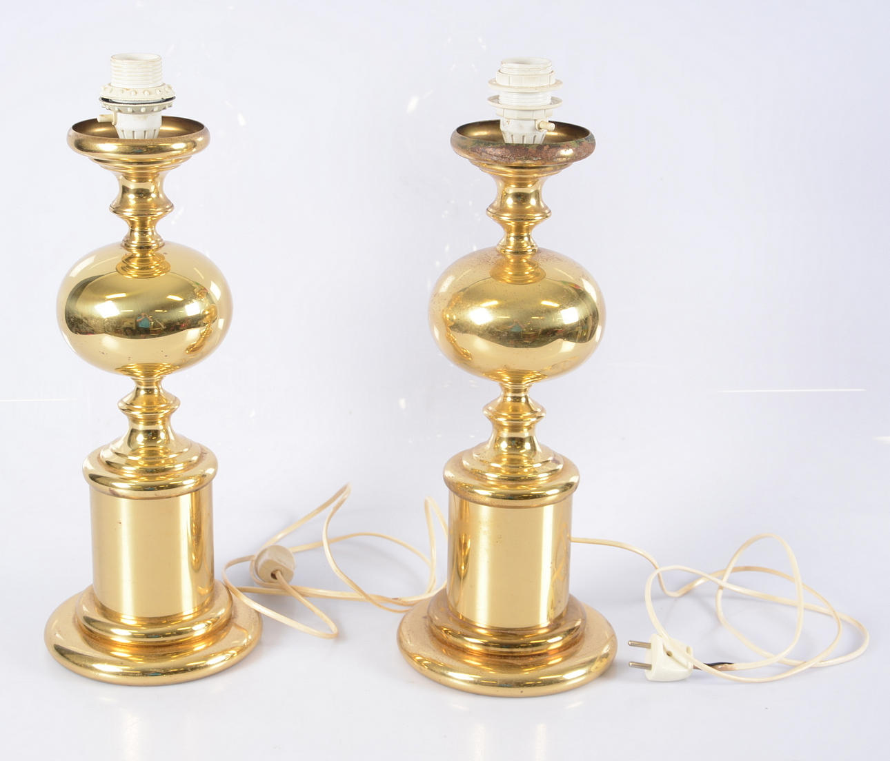 BORDSLAMPOR, 1-par, gulmetall, 1970-tal.