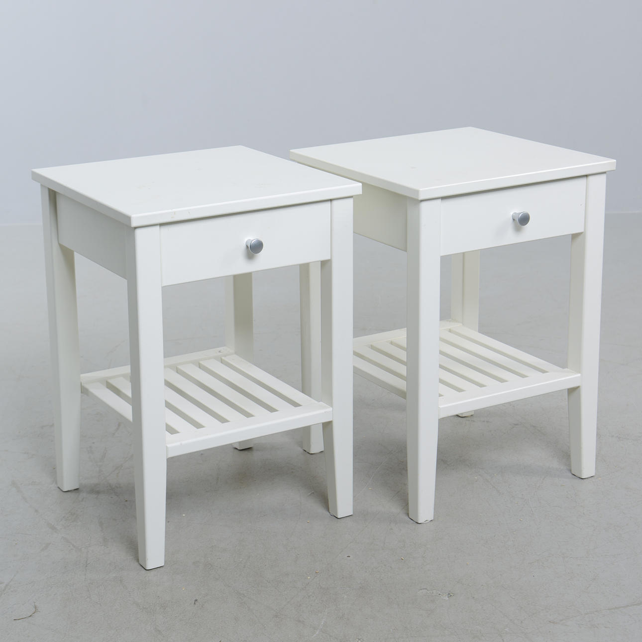 SÄNGBORD, ett par, "Nova", Zebra Collection.