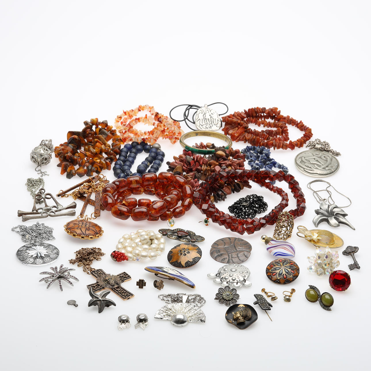 BIJOUTERIER, approx. 45 pieces.