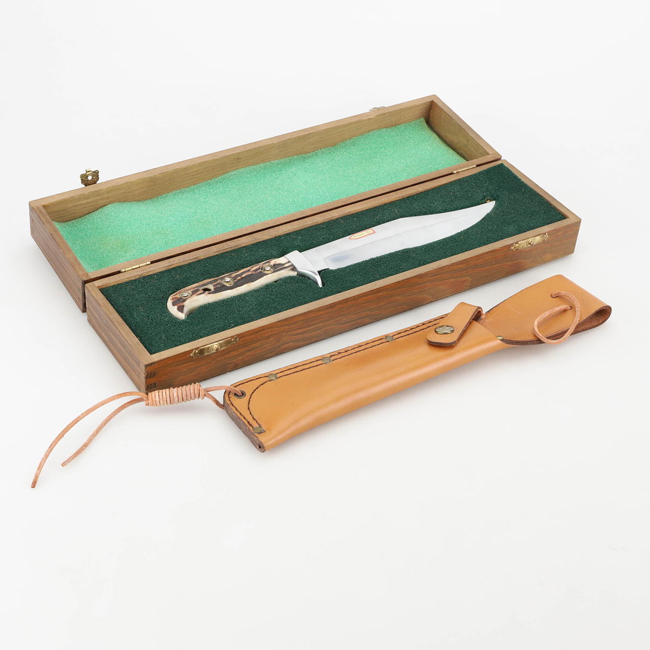 KNIFE, PUMA”, Bowie, 1984.