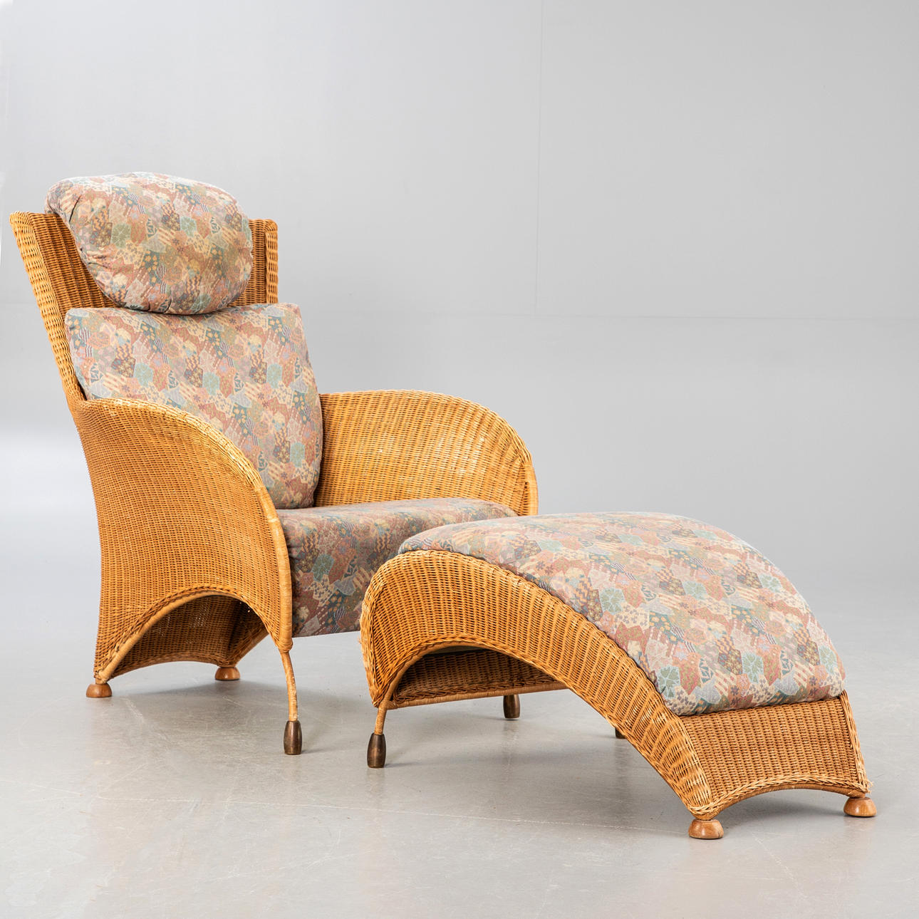 Rolf Benz, Rattan Sessel + Ottomane.