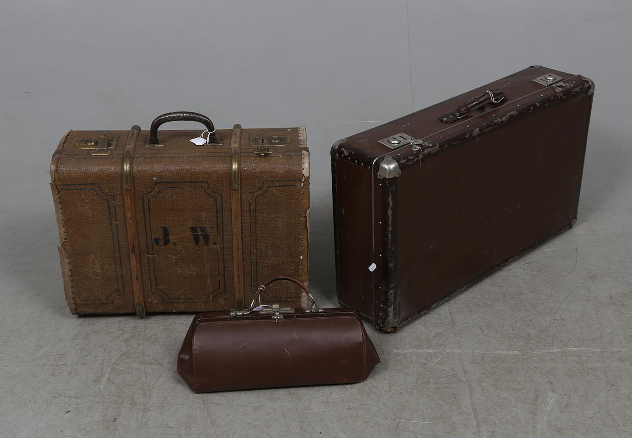 VÄSKOR, 3 st, 1900-talets första hälft.