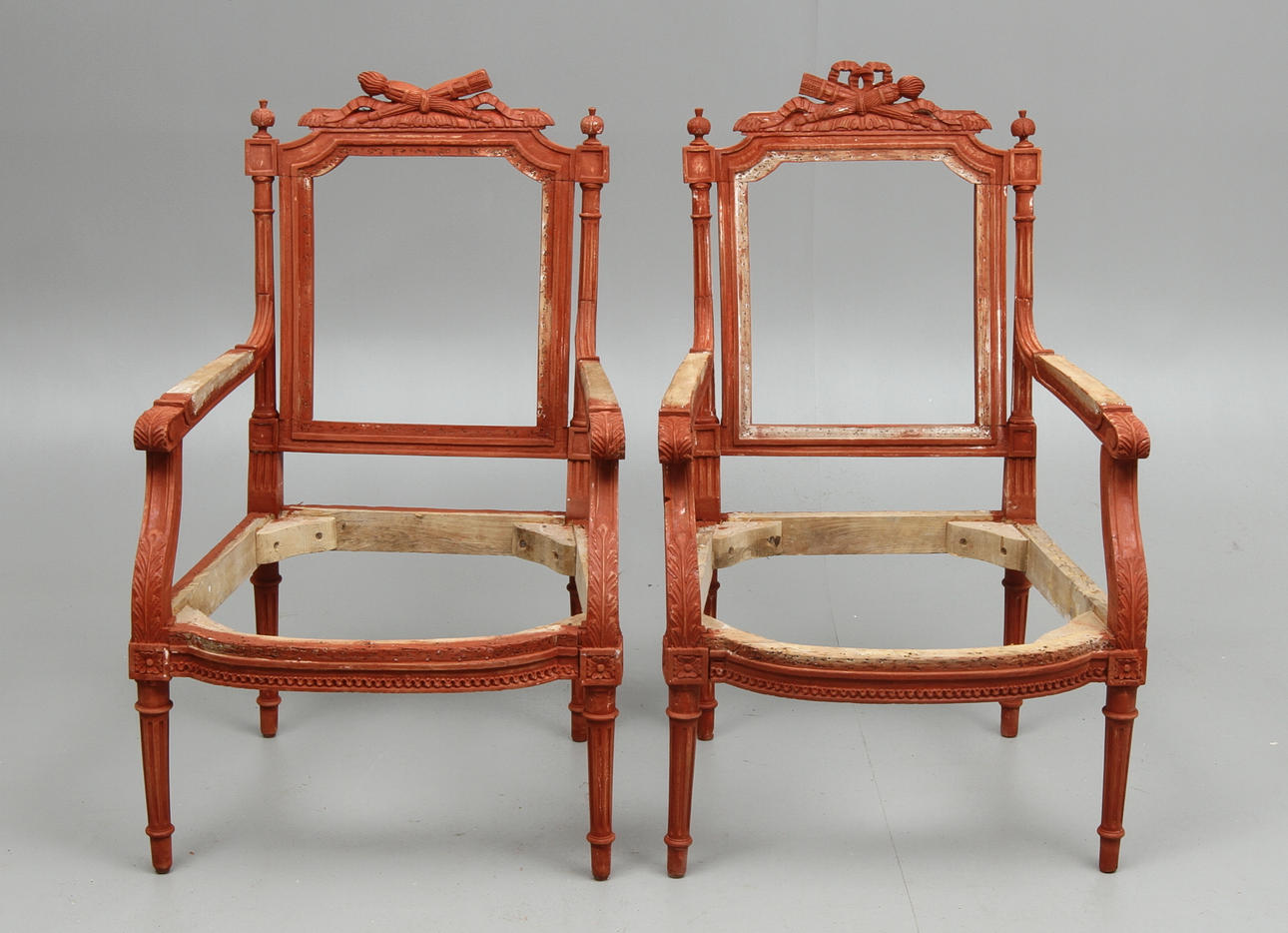 STOLSSTOMMAR, 2 st snarlika, Louis XVI-stil, 1800-tal.