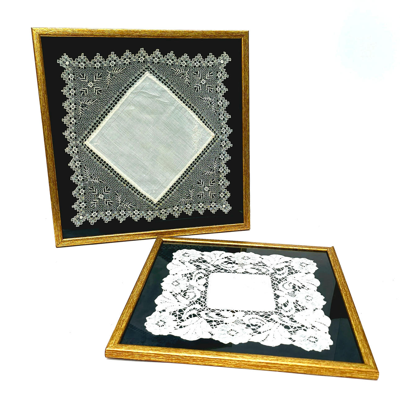 TWO COTTON HANDKERCHIEFS. FRAMED CROCHET TECHNIQUE.
