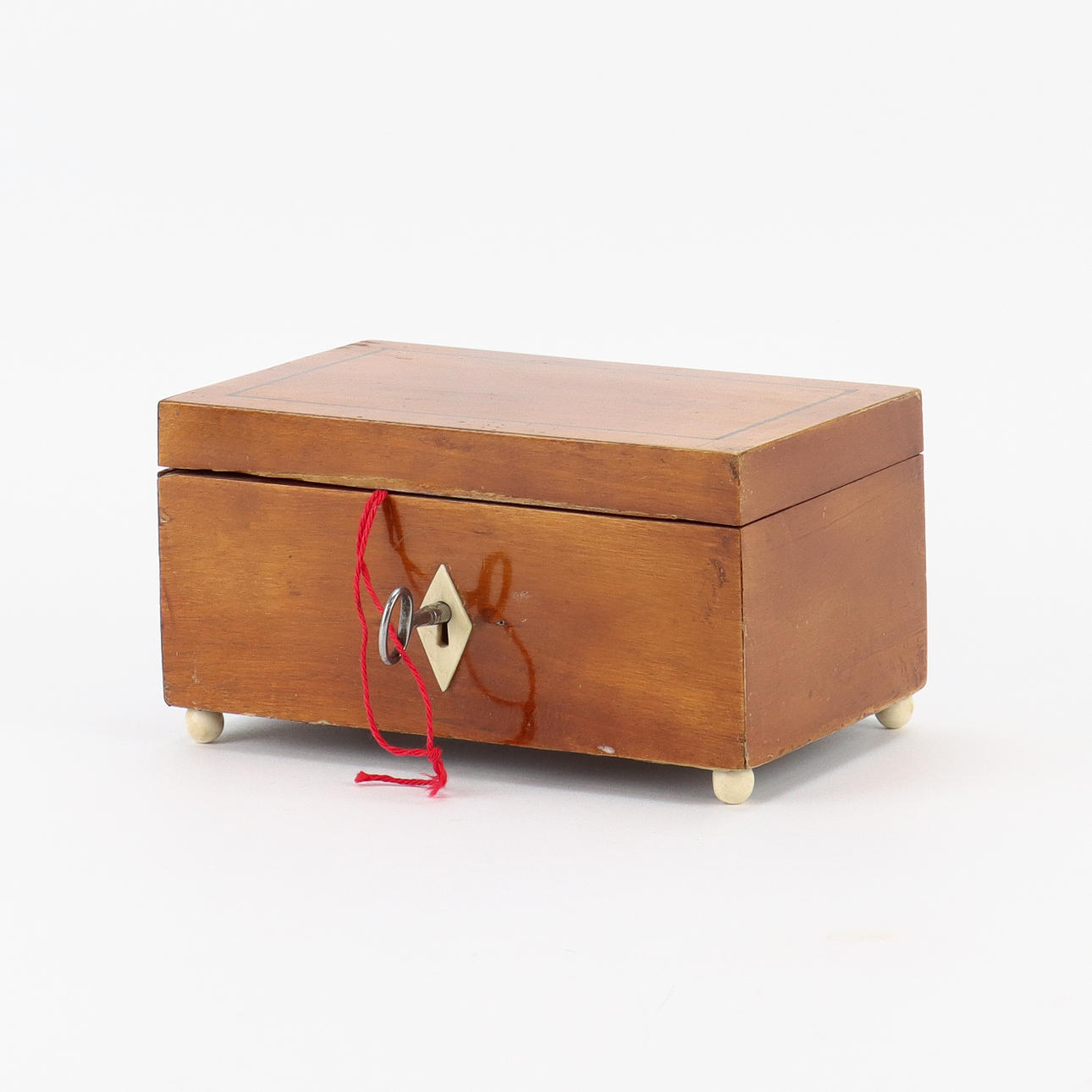 Abedul SKRIN con patas esféricas.