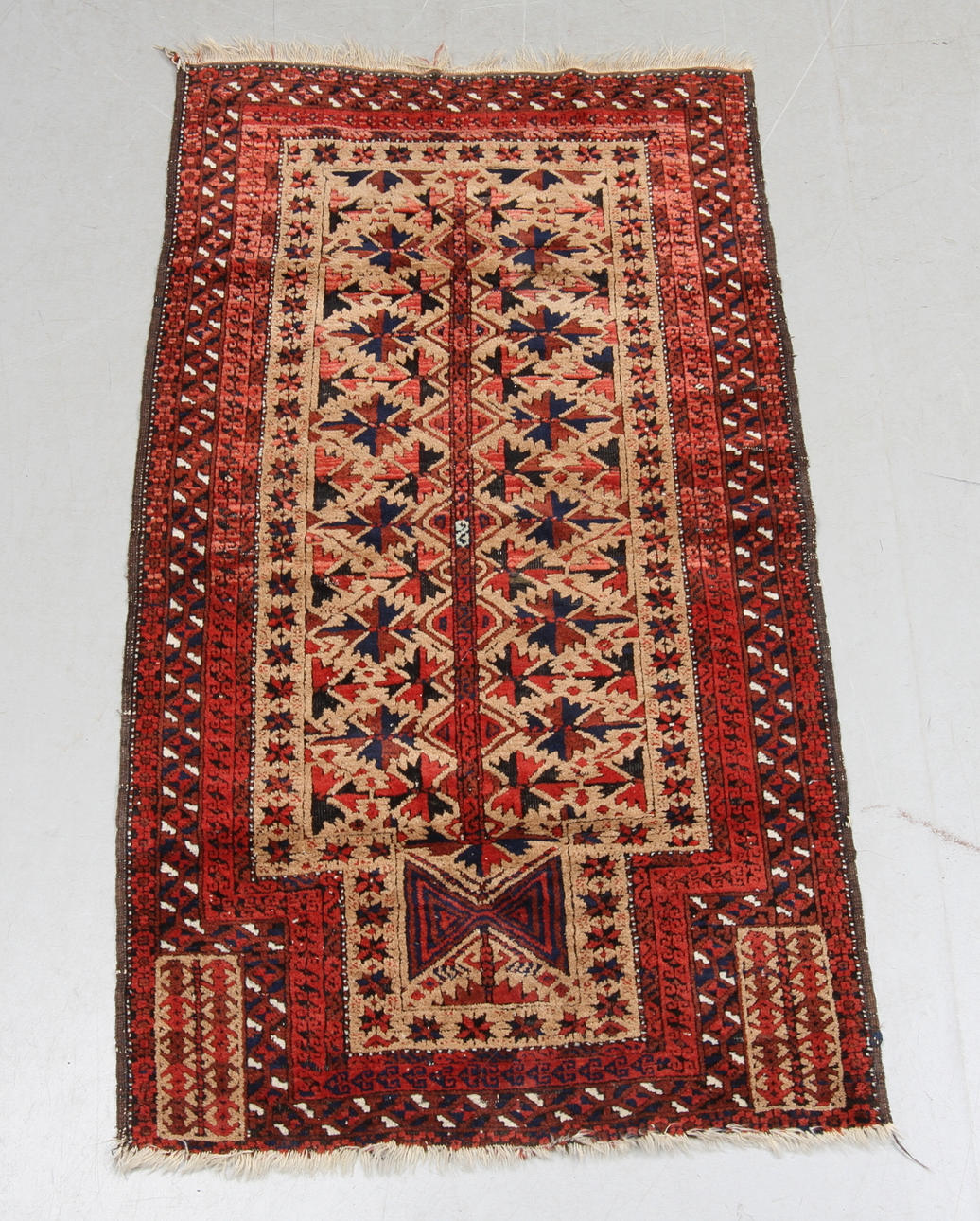 MATTA, bönematta, orientalisk, ca 156 x 88 cm.