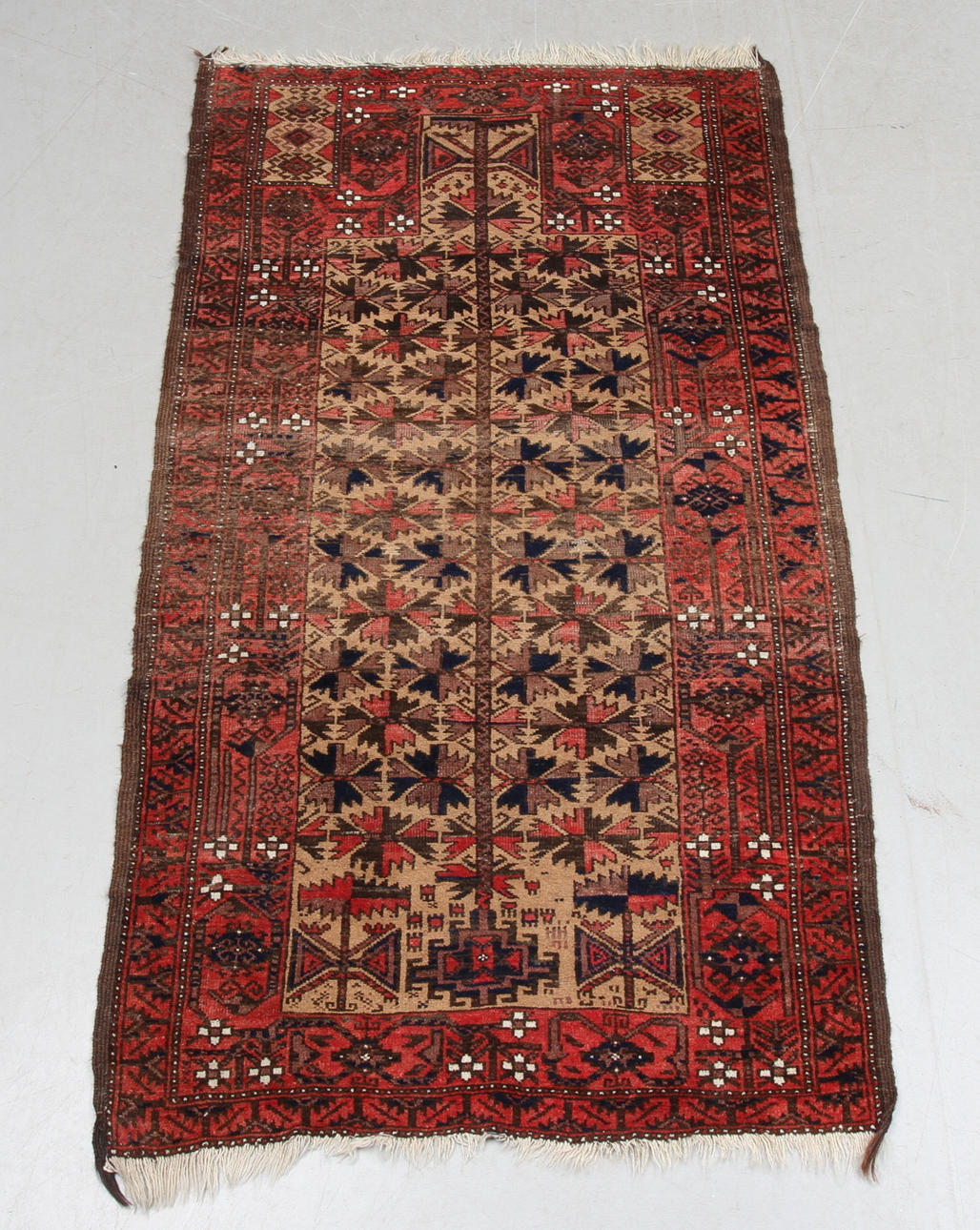 MATTA, orientalisk, ca 184 x 103 cm.