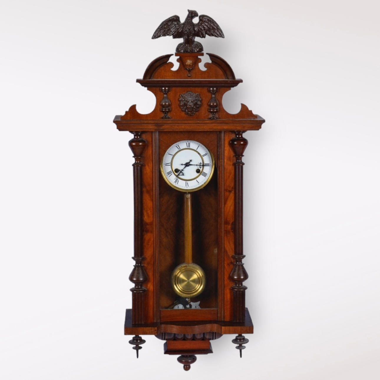 VÄGGUR, trä, 1900-tal.